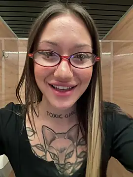 Snapshot of SaintSquirt chatting on 25, 6, 2026 SaintSquirt online show from 25, 6, 2026