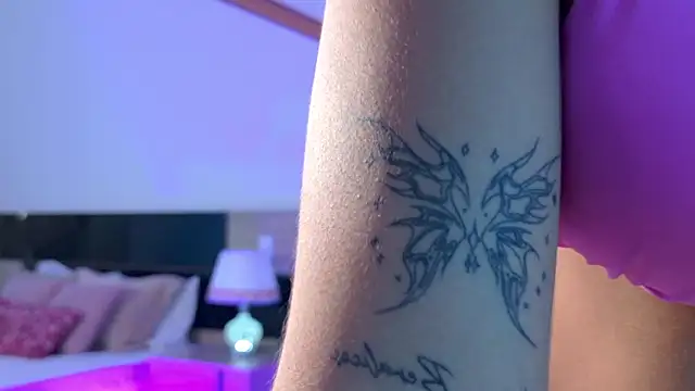 LindaBenetti online show from 30, 3, 2026