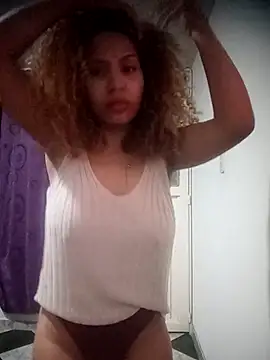 Snapshot of SolashLitzy_Curly chatting on 24, 5, 2026 SolashLitzy Curly online show from 24, 5, 2026