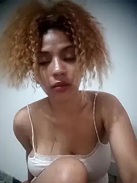 Snapshot of SolashLitzy_Curly chatting on 1, 6, 2026 SolashLitzy Curly online show from 1, 6, 2026