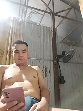 Snapshot of Tinh_love chatting on 3, 8, 2026 Tinh love online show from 3, 8, 2026