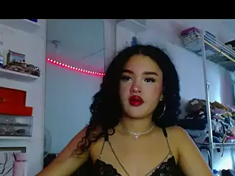 Snapshot of angel_lust1 chatting on 20, 5, 2026 angel lust1 online show from 20, 5, 2026