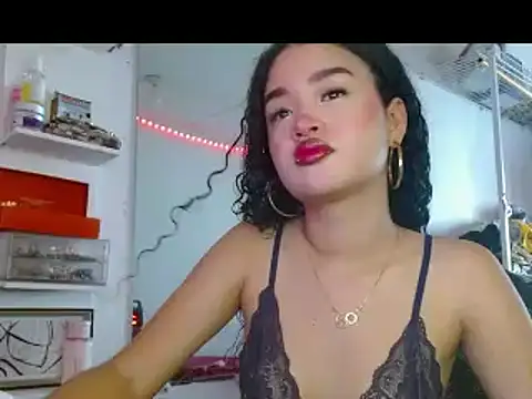Snapshot of angel_lust1 chatting on 26, 5, 2026 angel lust1 online show from 26, 5, 2026