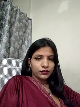 Snapshot of khushi_ji00 chatting on 6, 7, 2026 khushi ji00 online show from 6, 7, 2026