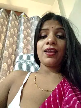 Snapshot of khushi_ji00 chatting on 11, 7, 2026 khushi ji00 online show from 11, 7, 2026