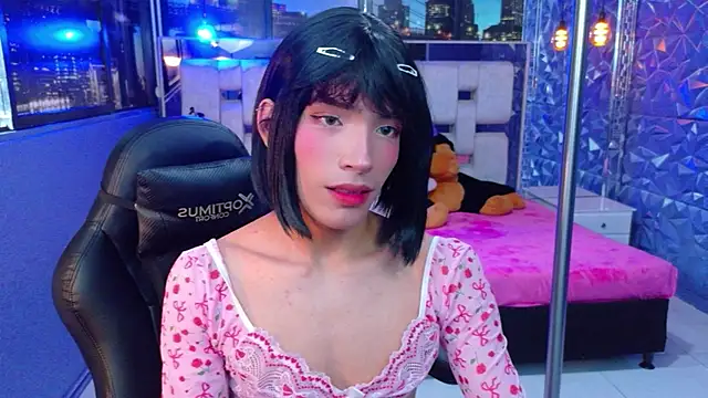 Snapshot of IsaacNovaa chatting on 10, 6, 2026 IsaacNovaa online show from 10, 6, 2026