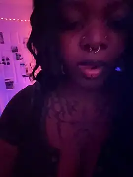 Nyla xox online show from 24, 5, 2026