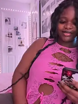 Nyla xox online show from 25, 5, 2026