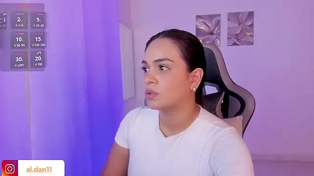 Snapshot of alana_dantes_ chatting on 8, 7, 2026 alana dantes online show from 8, 7, 2026