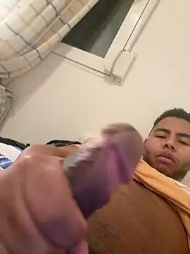 Snapshot of lindura00 chatting on 25, 3, 2026 lindura00 online show from 25, 3, 2026