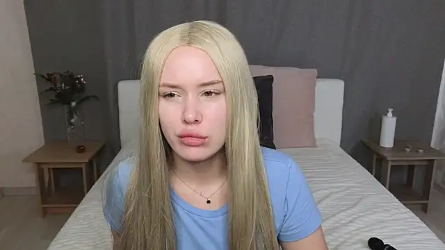 MelissaAvis online show from 7, 7, 2026
