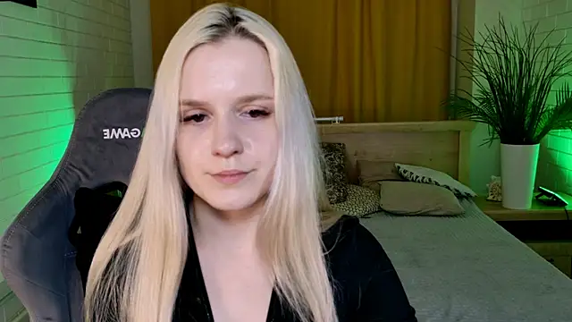 Snapshot of SherriButlers chatting on 29, 6, 2026 SherriButlers online show from 29, 6, 2026