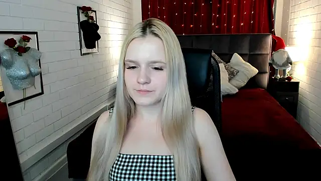 Snapshot of SherriButlers chatting on 3, 7, 2026 SherriButlers online show from 3, 7, 2026