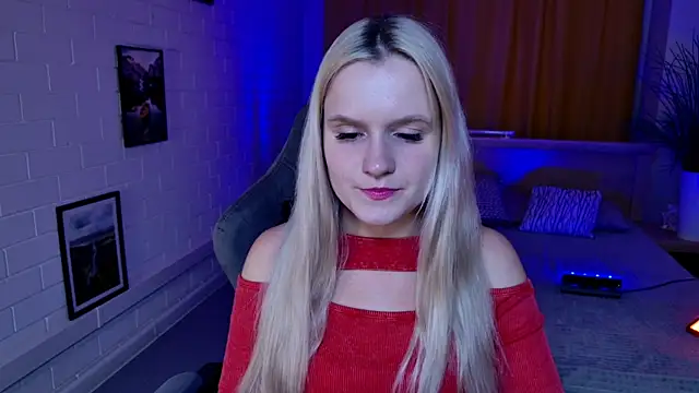 Snapshot of SherriButlers chatting on 7, 7, 2026 SherriButlers online show from 7, 7, 2026