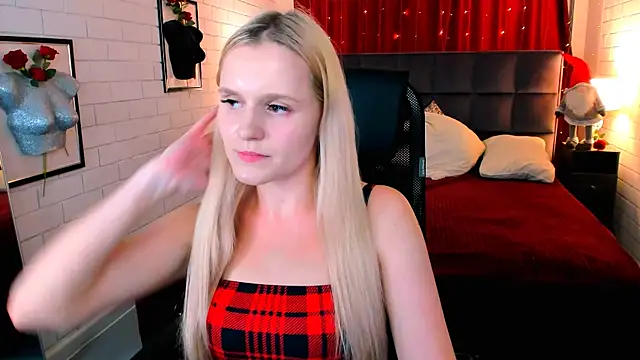 Snapshot of SherriButlers chatting on 14, 7, 2026 SherriButlers online show from 14, 7, 2026