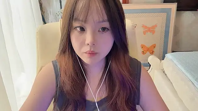 Snapshot of thelittlexx chatting on 18, 6, 2026 thelittlexx online show from 18, 6, 2026