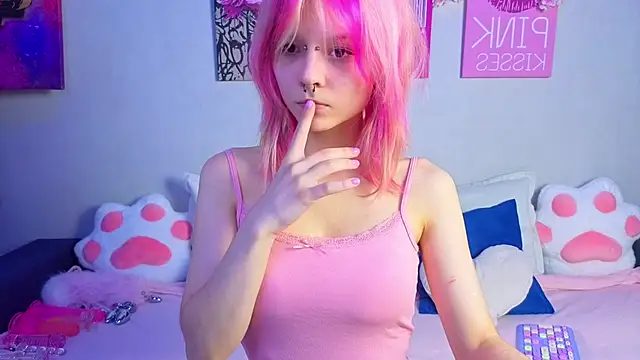 Snapshot of PerryKitty chatting on 17, 7, 2026 PerryKitty online show from 17, 7, 2026