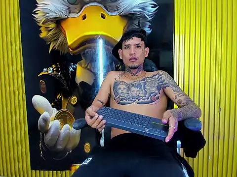 Snapshot of Winsord_Bigcock chatting on 30, 3, 2026 Winsord Bigcock online show from 30, 3, 2026