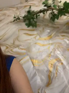 SweetLittleRed online show from 10, 7, 2026