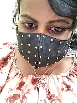 honeyflowerr online show from 26, 3, 2026