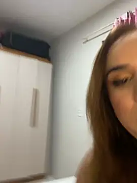 Snapshot of Jullyanaximeness chatting on 25, 6, 2026 Jullyanaximeness online show from 25, 6, 2026
