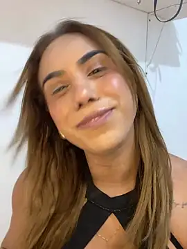 Snapshot of Jullyanaximeness chatting on 6, 7, 2026 Jullyanaximeness online show from 6, 7, 2026