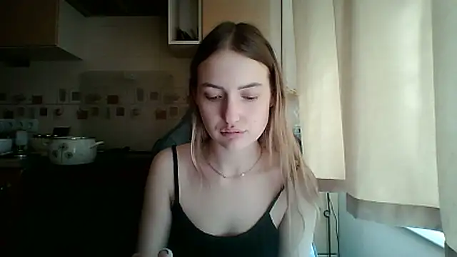 KariLindsey online show from 15, 4, 2026