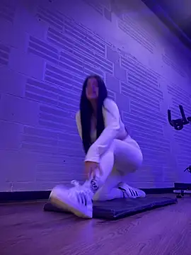 Cami olarte online show from 6, 4, 2026