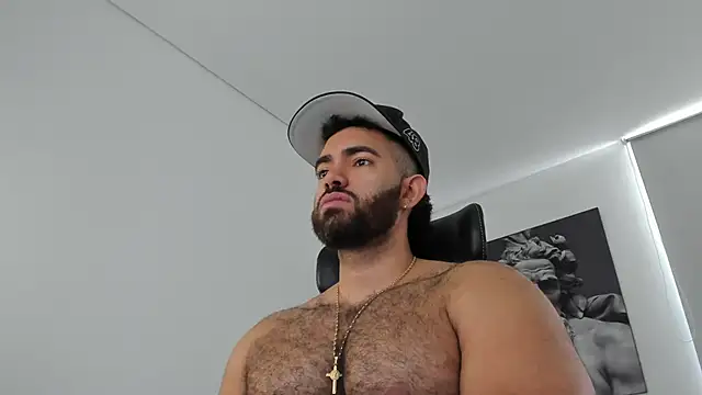 Snapshot of simonleon27 chatting on 17, 5, 2026 simonleon27 online show from 17, 5, 2026