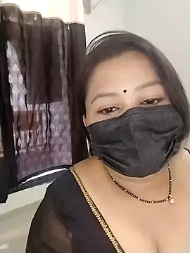 Snapshot of Hoty_bhabii chatting on 21, 4, 2026 Hoty bhabii online show from 21, 4, 2026