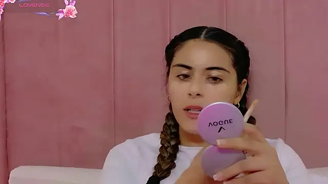 MoollyLove online show from 9, 7, 2026