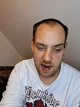 Snapshot of fettgail-0507 chatting on 5, 4, 2026 fettgail-0507 online show from 5, 4, 2026