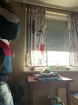 Snapshot of pezol9193 chatting on 27, 3, 2026 pezol9193 online show from 27, 3, 2026