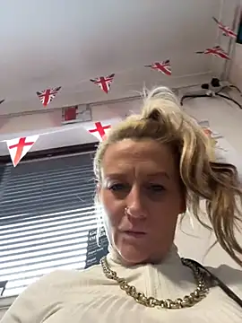 GG-Beautiful-Nightmare online show from 11, 4, 2026