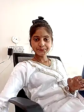 TANU01990 online show from 10, 4, 2026