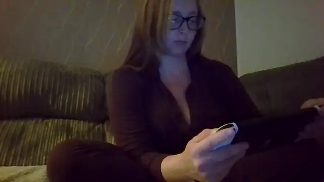Snapshot of Anna-Curvy-xx chatting on 19, 5, 2026 Anna-Curvy-xx online show from 19, 5, 2026