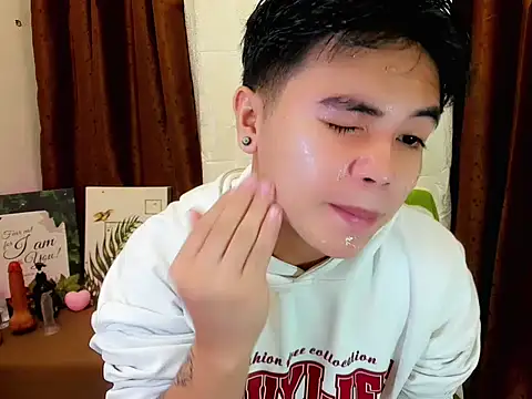 Untouchable Bromancexxx online show from 9, 7, 2026
