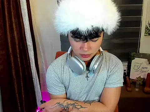 Untouchable Bromancexxx online show from 27, 7, 2026