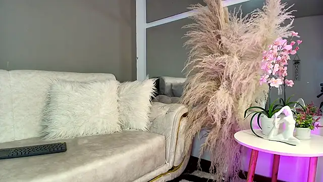 Snapshot of Zoee_8 chatting on 29, 5, 2026 Zoee 8 online show from 29, 5, 2026