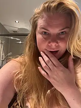 Snapshot of SexyBlondJoanna-Exclusief chatting on 17, 5, 2026 SexyBlondJoanna-Exclusief online show from 17, 5, 2026