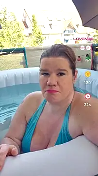 Snapshot of curvystachel42 chatting on 11, 7, 2026 curvystachel42 online show from 11, 7, 2026