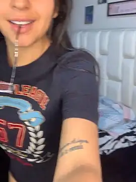 LeticiaVisconti online show from 5, 4, 2026