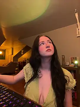 Snapshot of avaalanchee chatting on 27, 6, 2026 avaalanchee online show from 27, 6, 2026