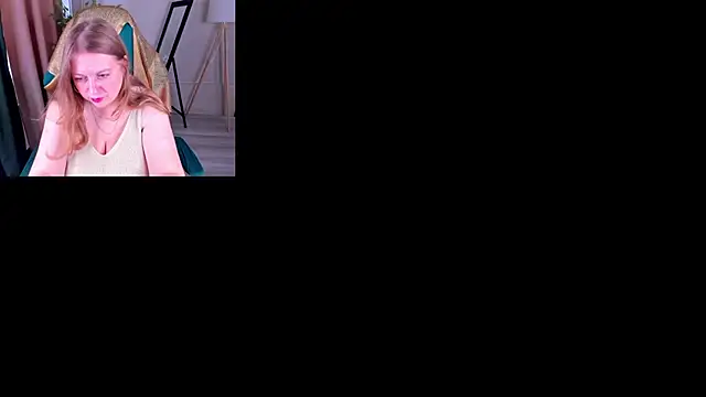Snapshot of CleoXotie chatting on 4, 6, 2026 CleoXotie online show from 4, 6, 2026