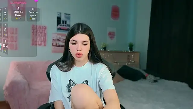 molly rettyy online show from 18, 7, 2026