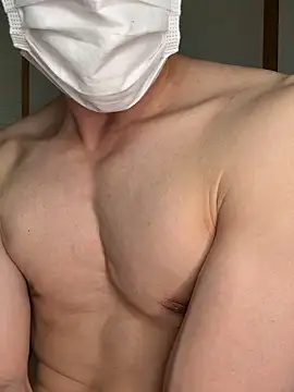 Snapshot of -YumaUemura- chatting on 4, 4, 2026 -YumaUemura- online show from 4, 4, 2026