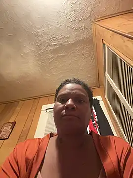 Snapshot of Sweetie8582 chatting on 1, 4, 2026 Sweetie8582 online show from 1, 4, 2026