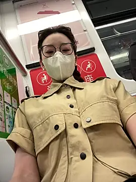 Snapshot of meimeibuguai chatting on 4, 7, 2026 meimeibuguai online show from 4, 7, 2026