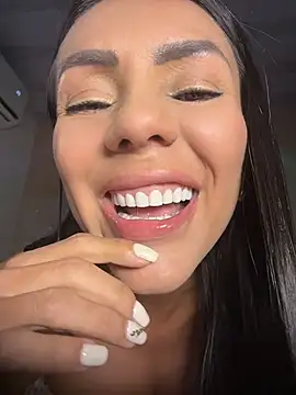 Snapshot of SofiParma chatting on 9, 7, 2026 SofiParma online show from 9, 7, 2026