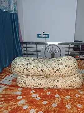 Snapshot of CamGirl_Neha chatting on 25, 7, 2026 CamGirl Neha online show from 25, 7, 2026